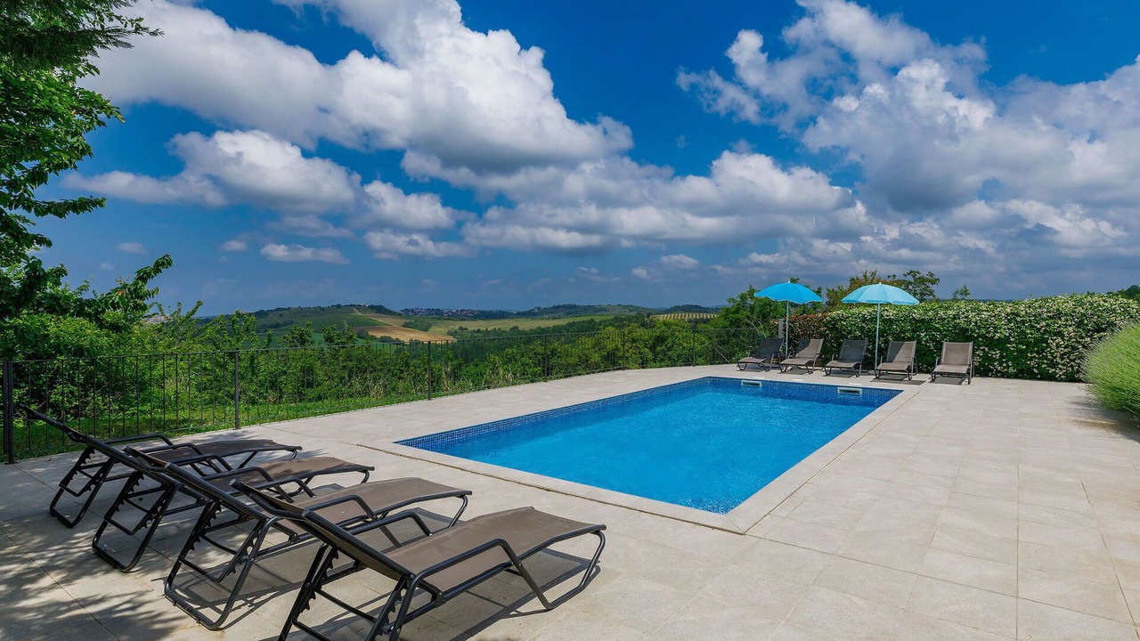 Photo of Outdoor in Baredine