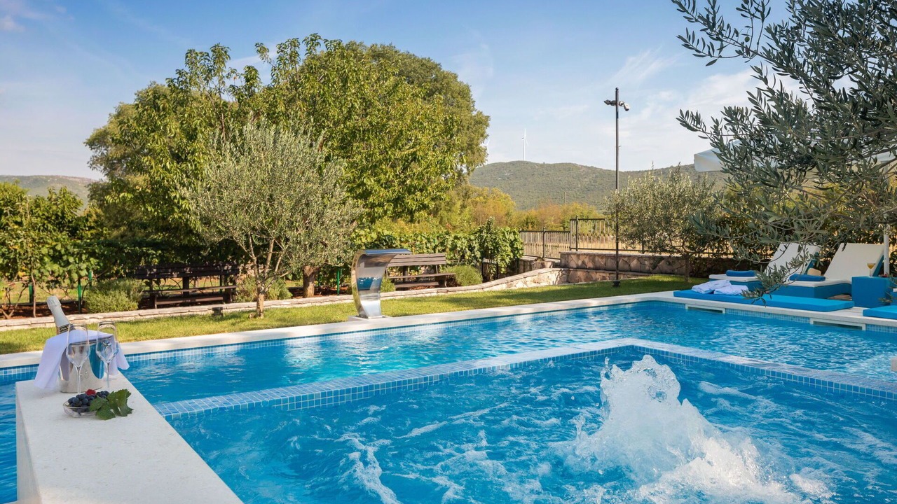 Photo of Outdoor in Bristivica