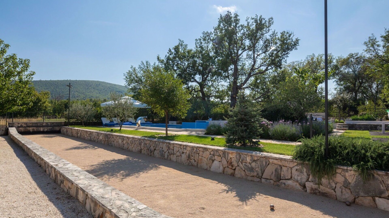 Photo of Others in Bristivica