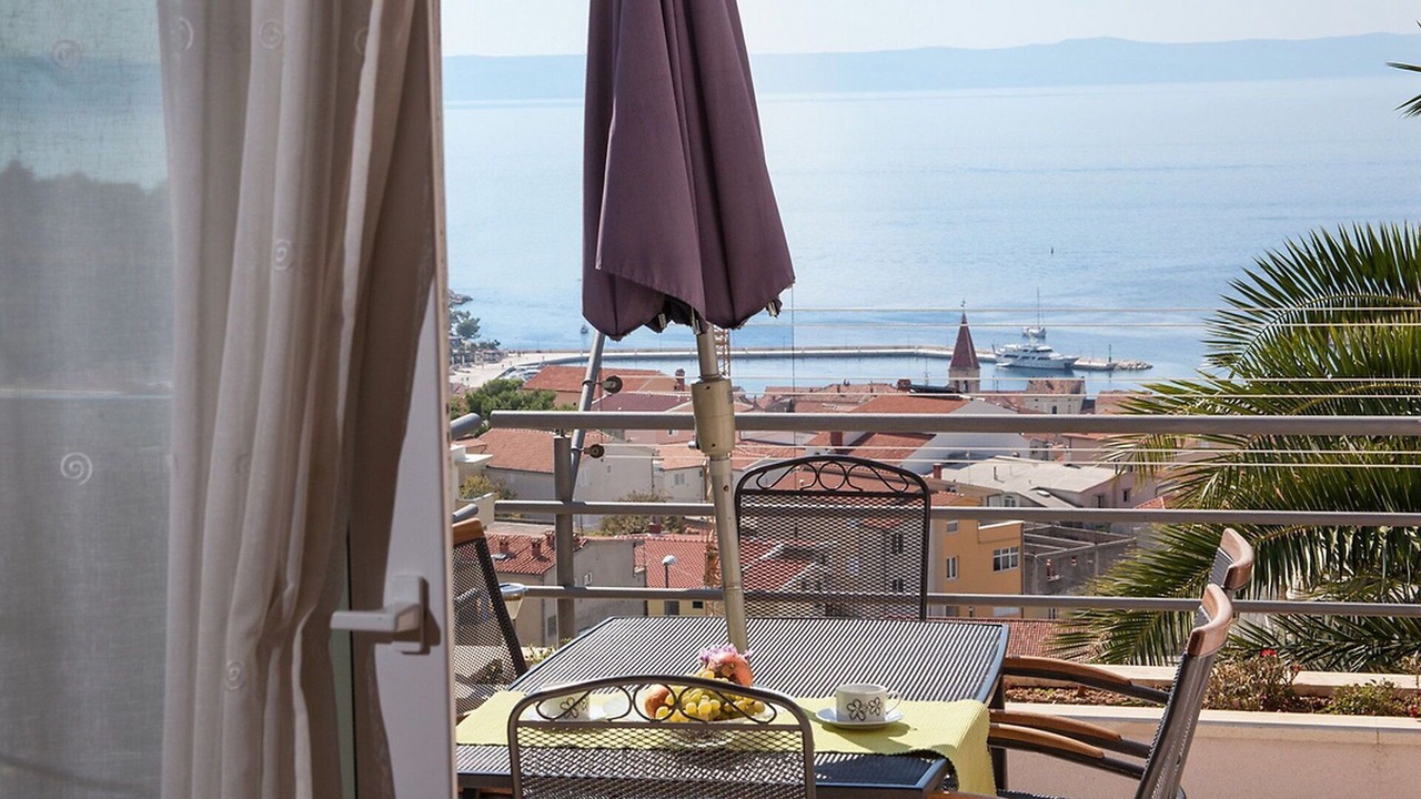 Photo of Patio Balcony in Bidol