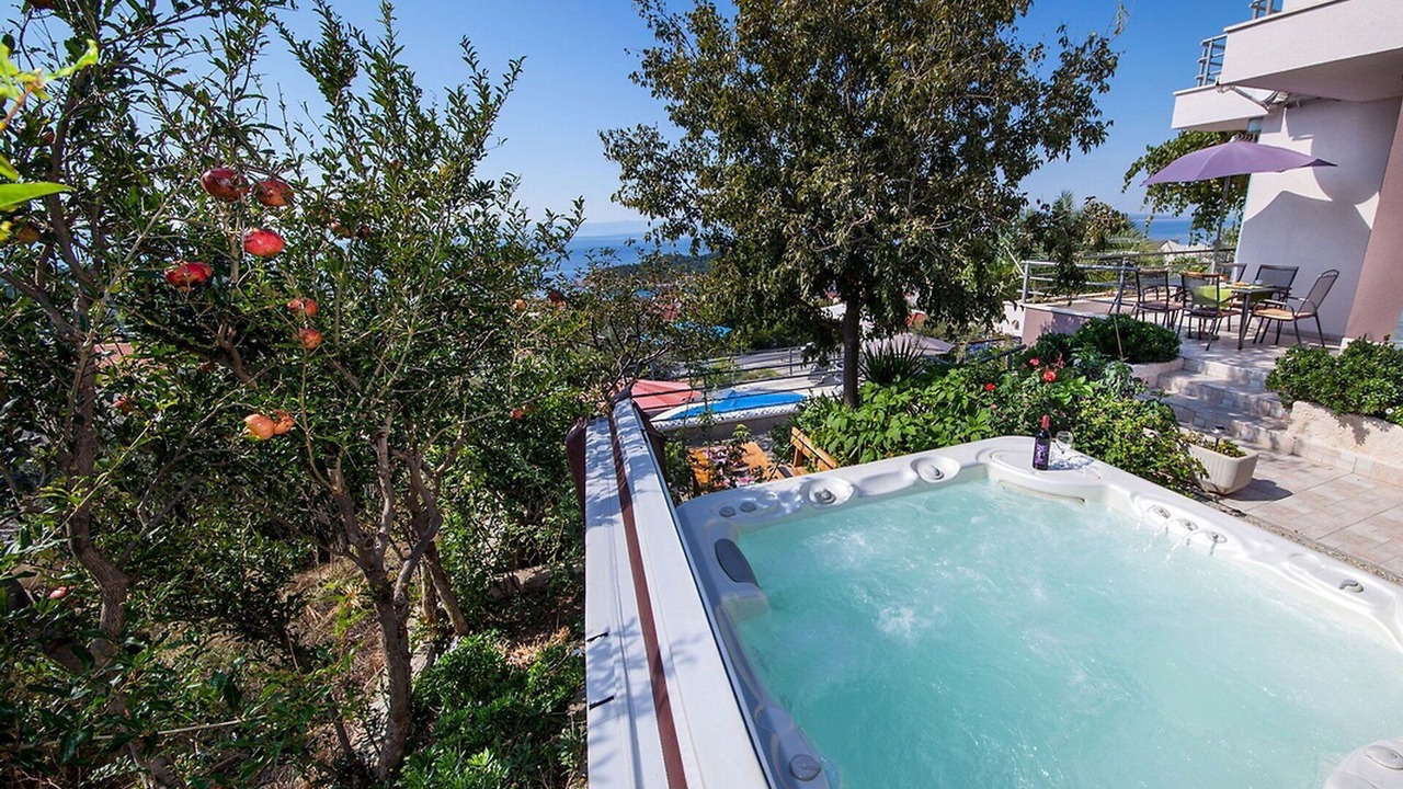 Photo of Outdoor in Bidol