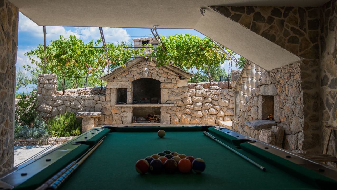 Photo of Patio Balcony in Grubine