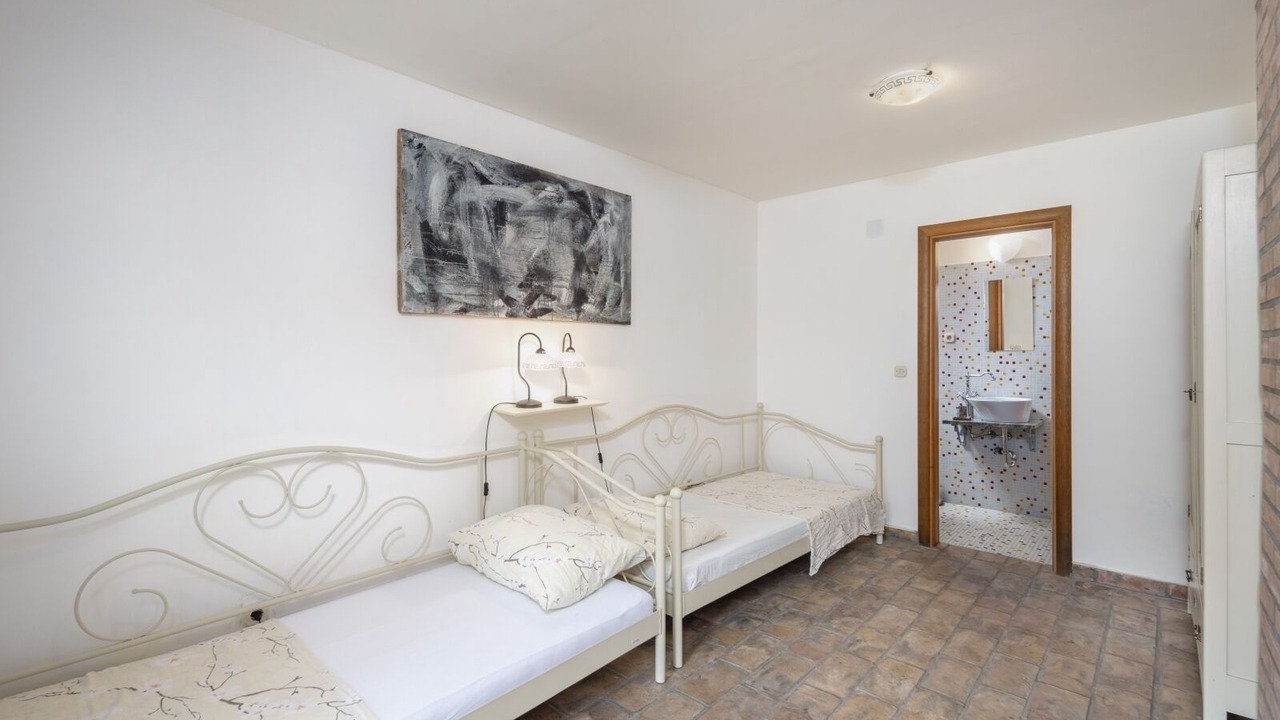 Photo of Bedroom in Supetarska Draga