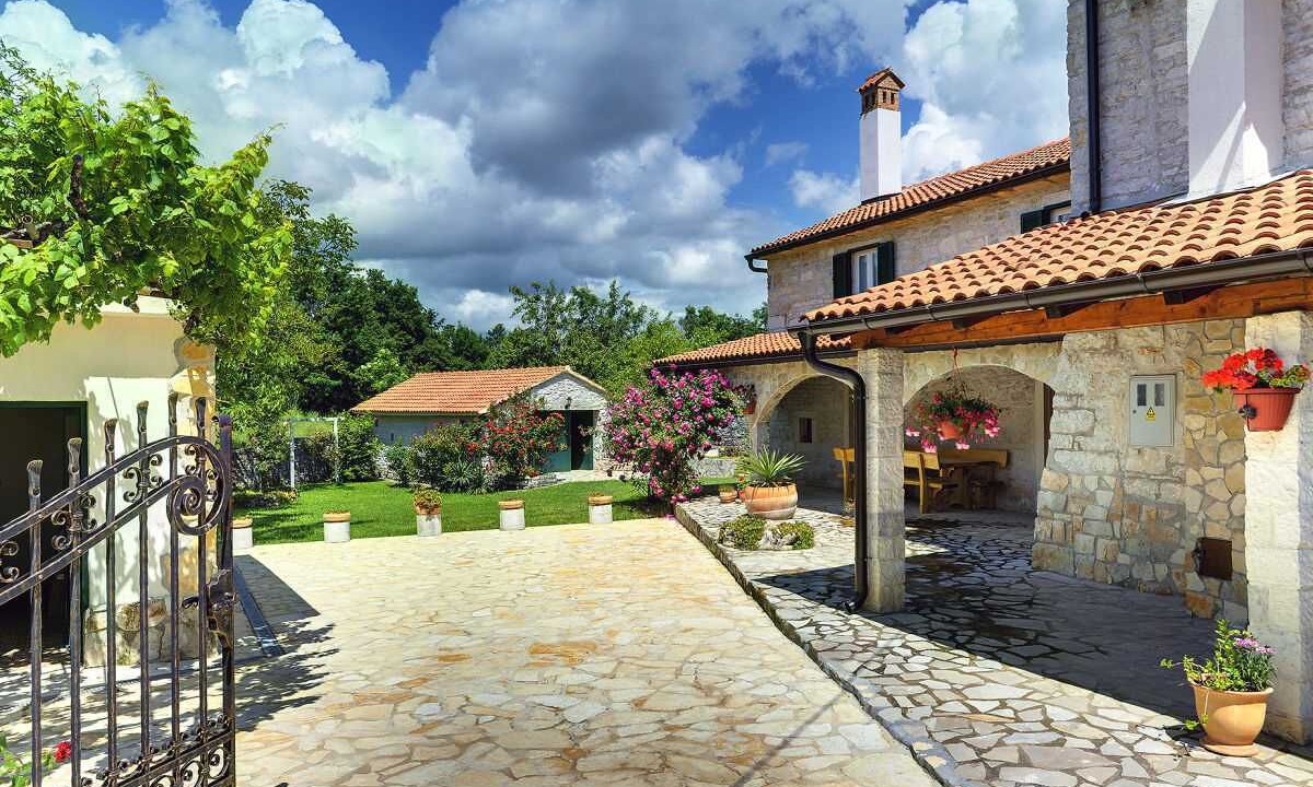 Photo of Patio Balcony in Rojnici