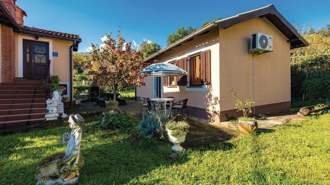 Photo of Outdoor in Opric