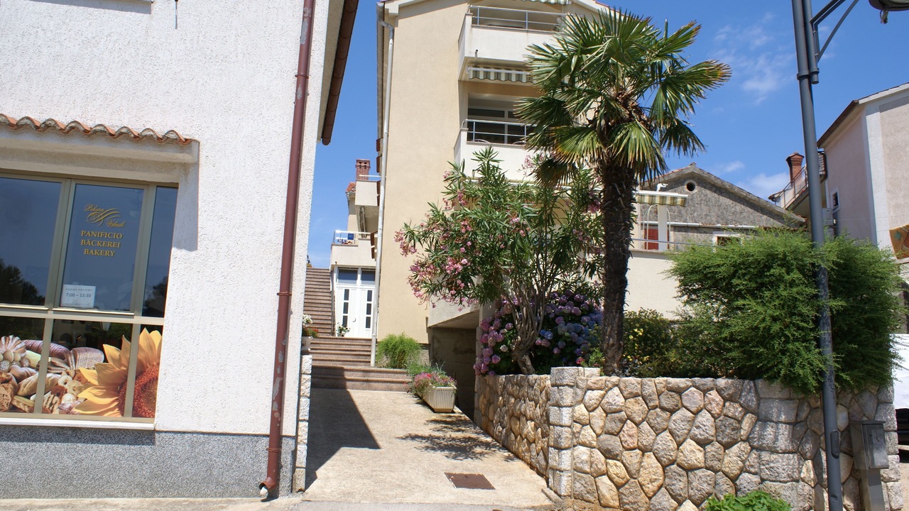 Photo of Outdoor in Porat