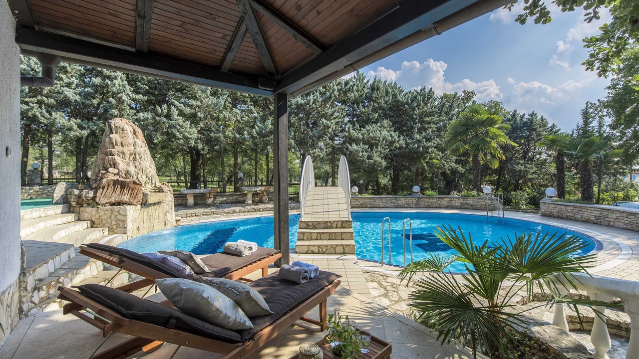Photo of Outdoor in Kastel