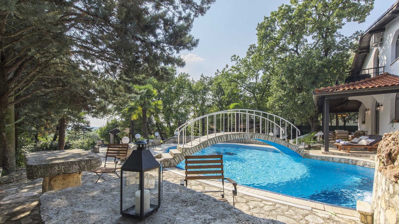 Photo of Outdoor in Kastel