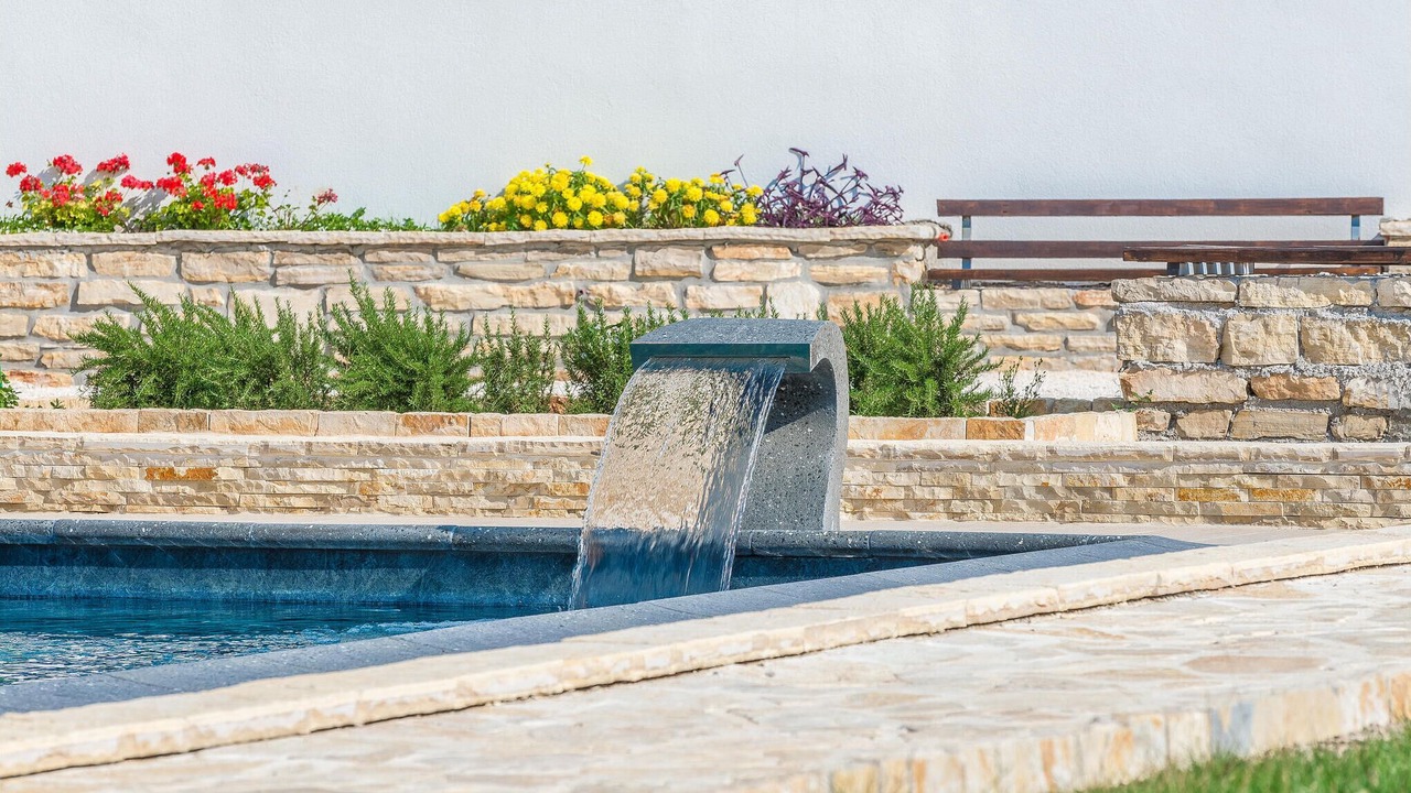 Photo of Outdoor in Oklaj