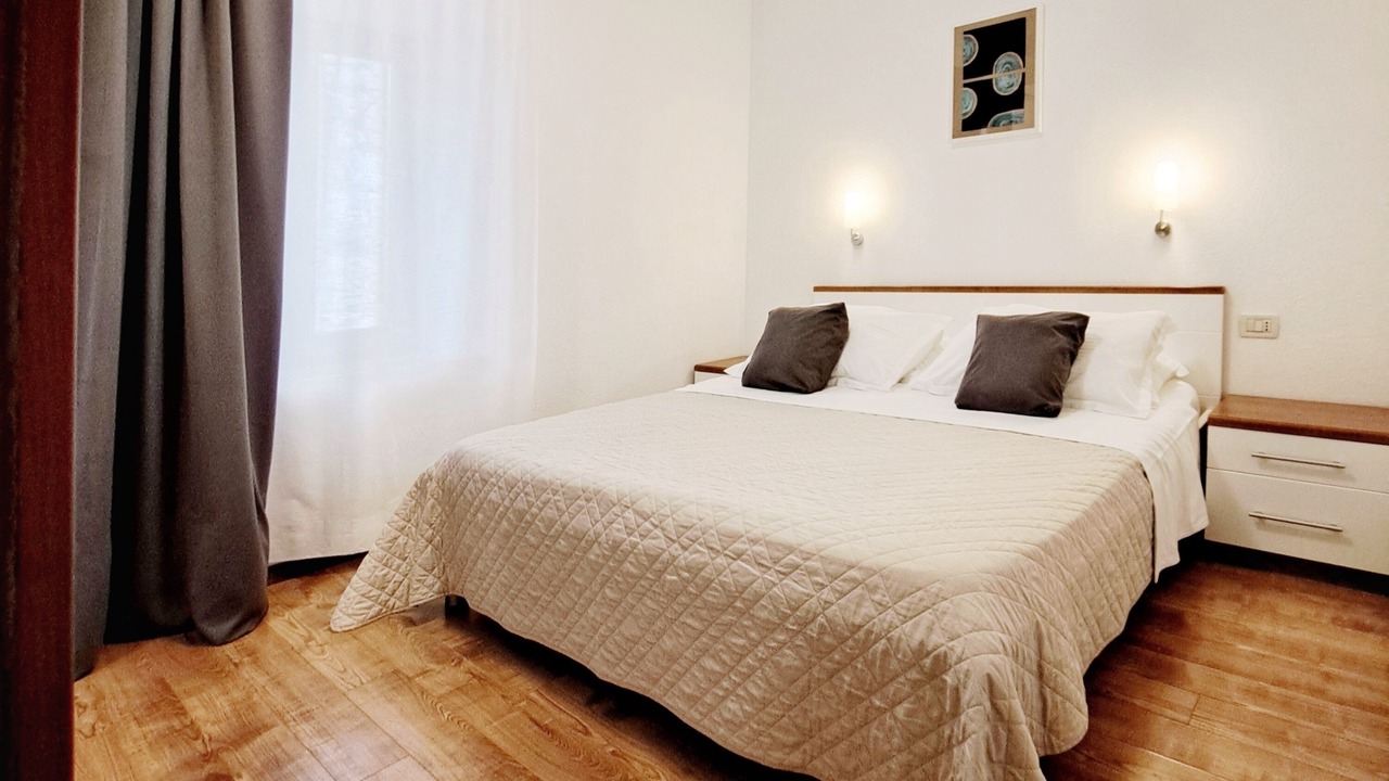 Photo of Bedroom in Makarska Old Town