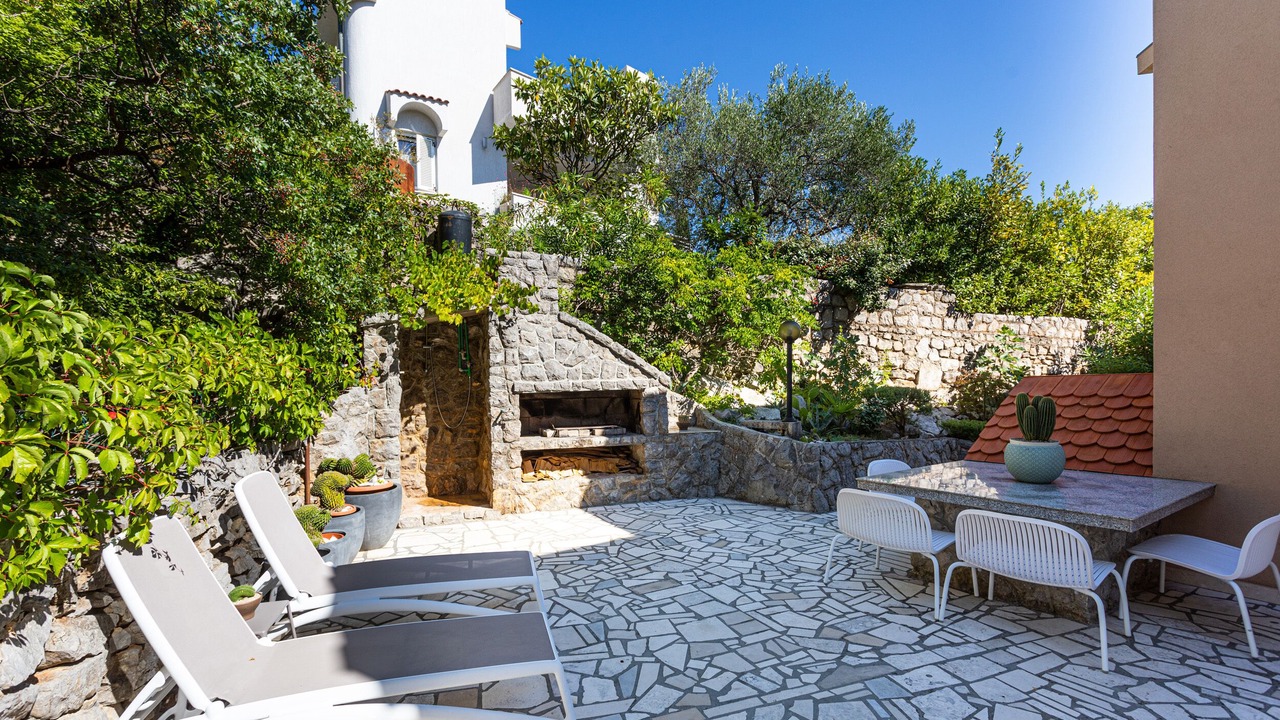 Photo of Outdoor in Kornic