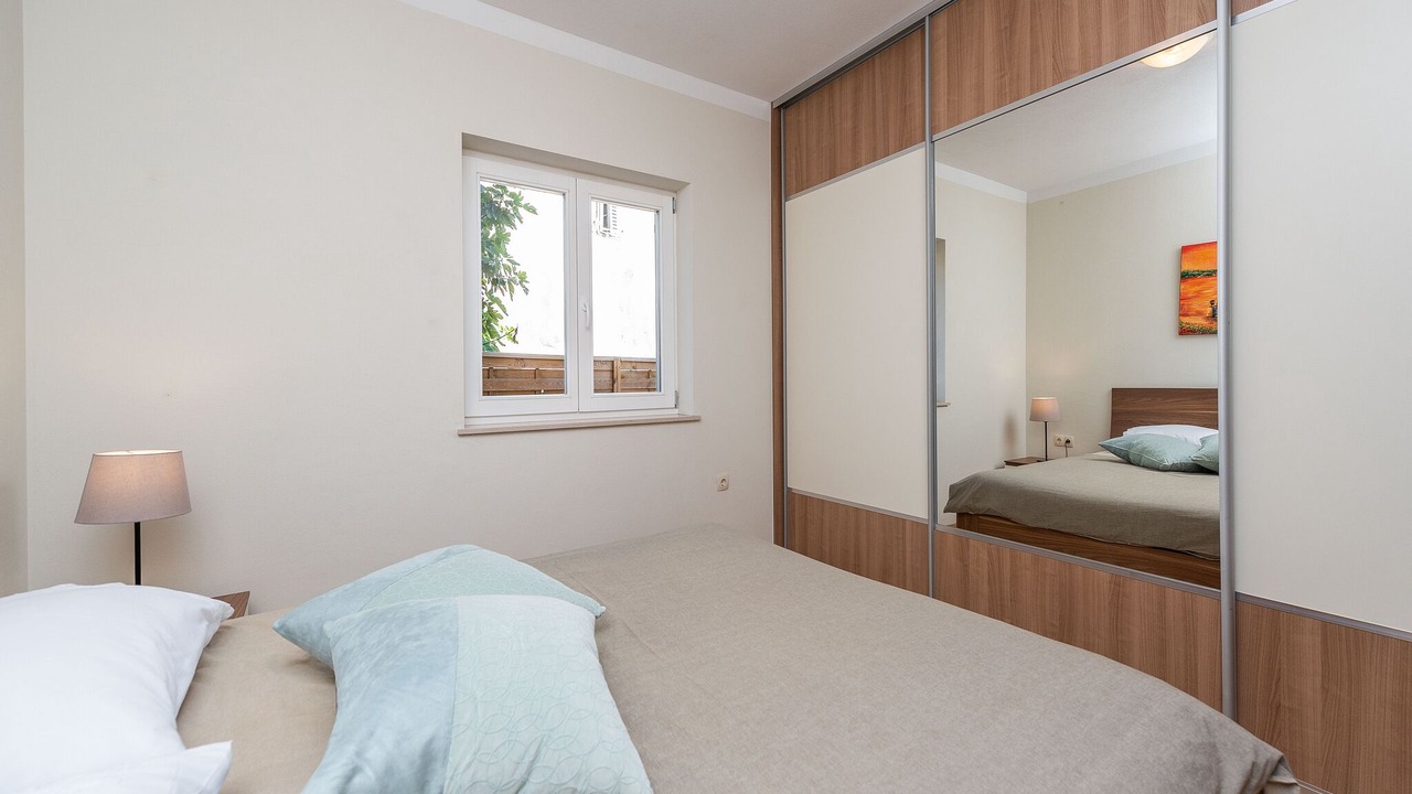 Photo of Bedroom in Petrcane