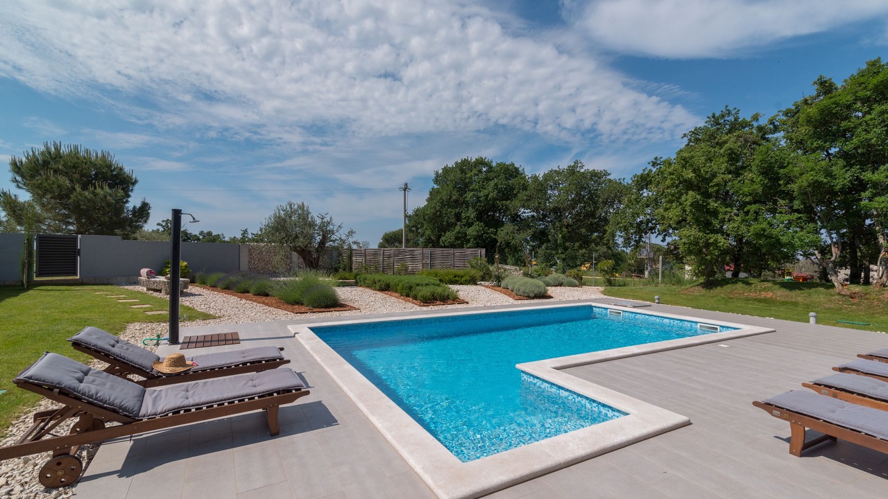 Photo of Outdoor in Jursici