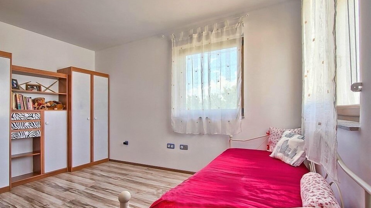 Photo of Bedroom in Sisan