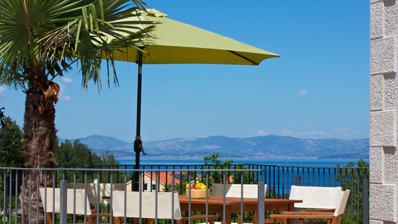 Photo of Outdoor in Mirce