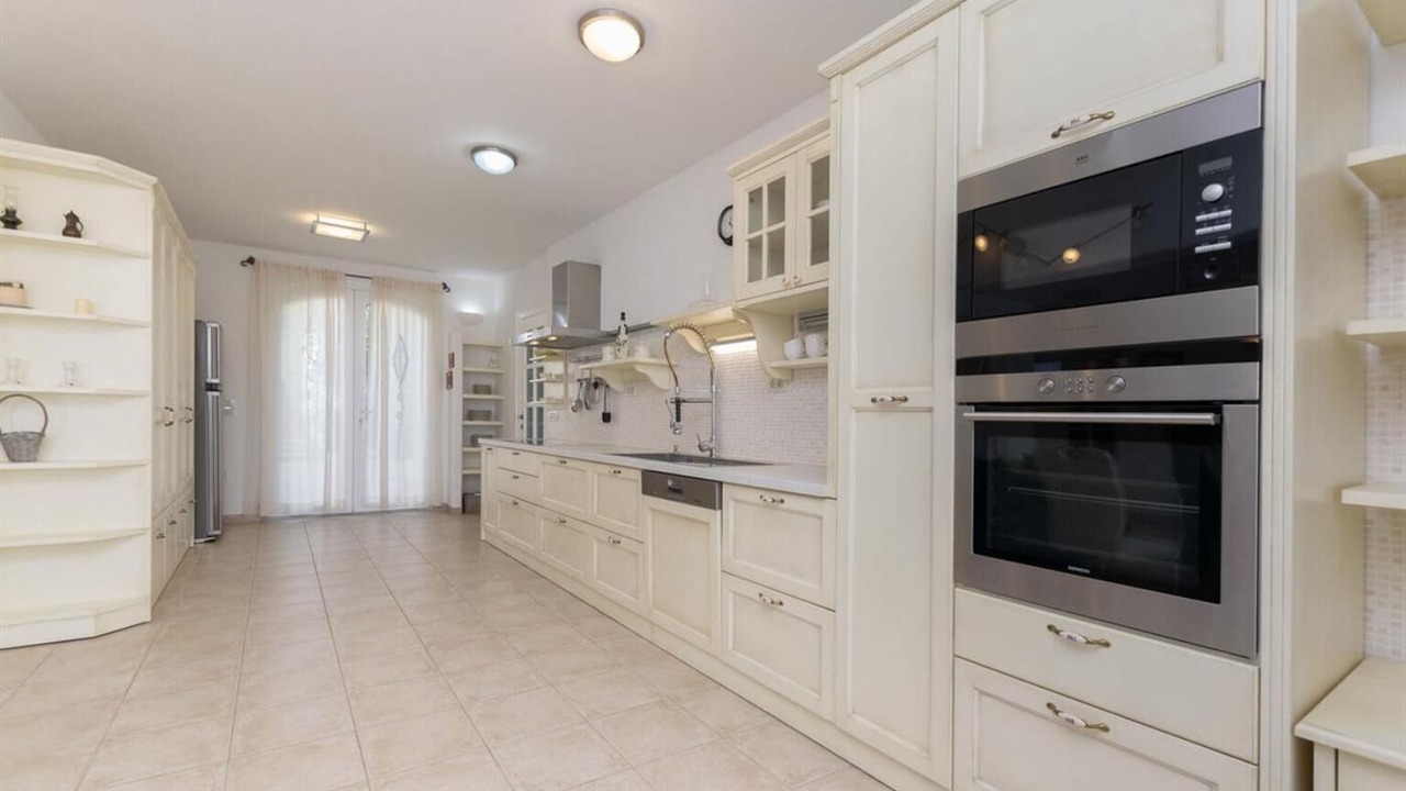 Photo of Kitchen in Mirce