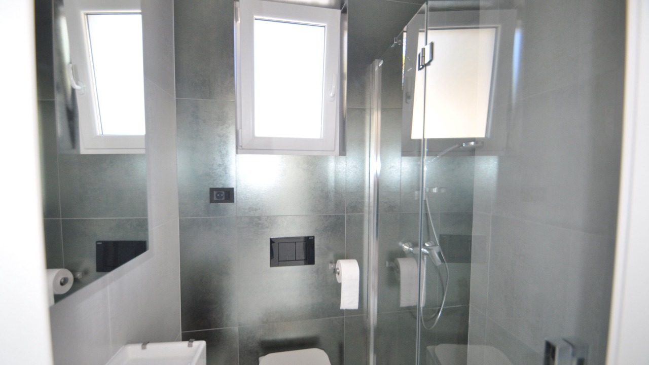 Photo of Bathroom in Cove Murtar