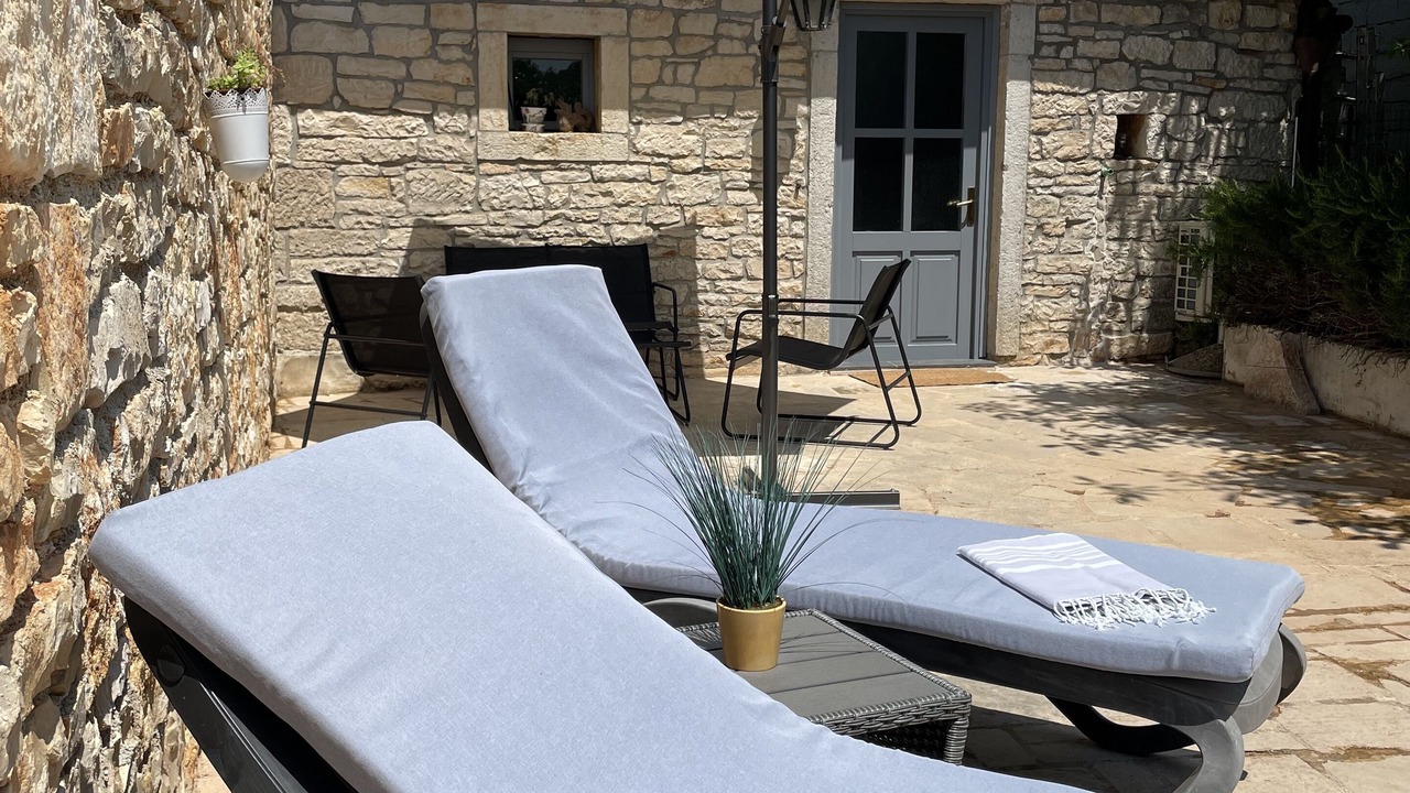 Photo of Patio Balcony in Stifanici