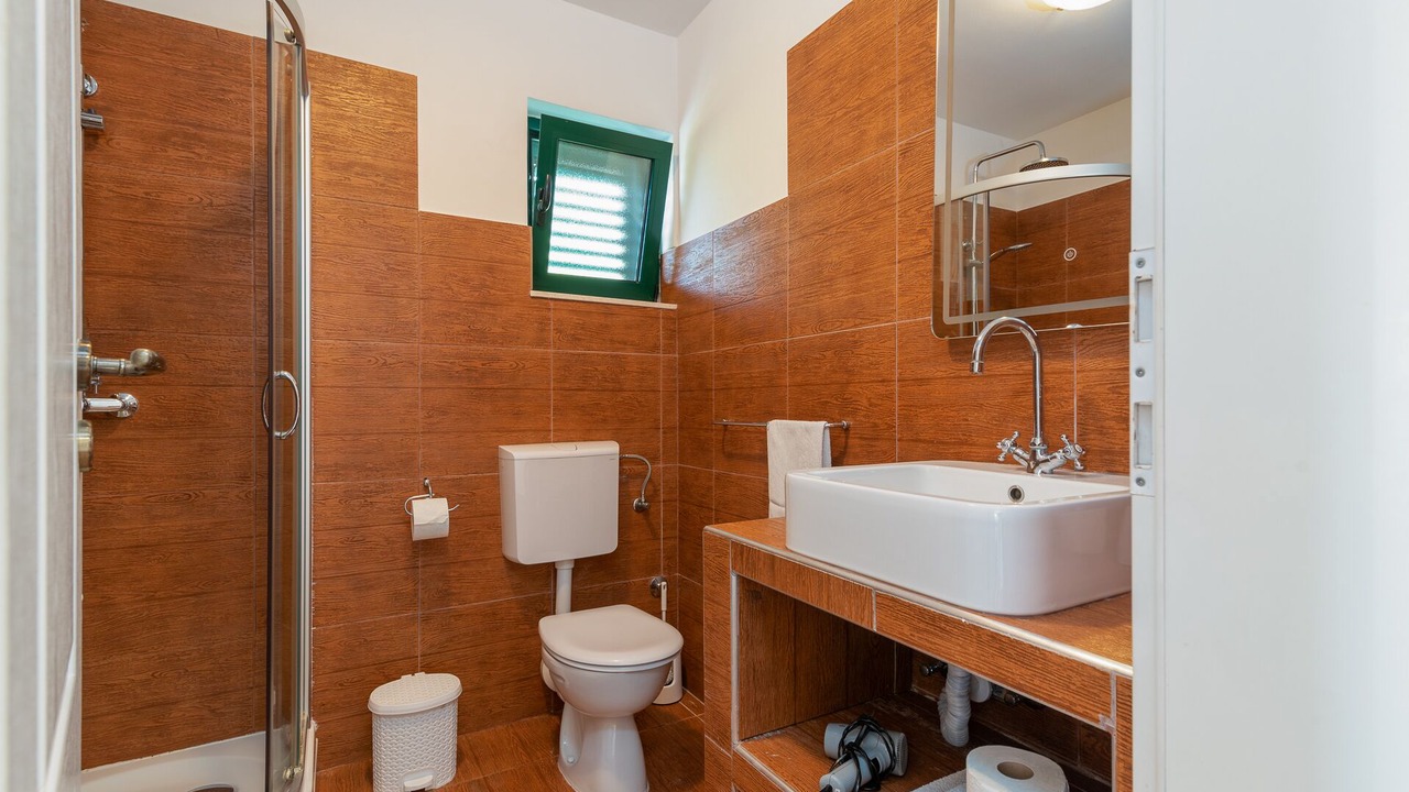 Photo of Bathroom in Okrug Gornji