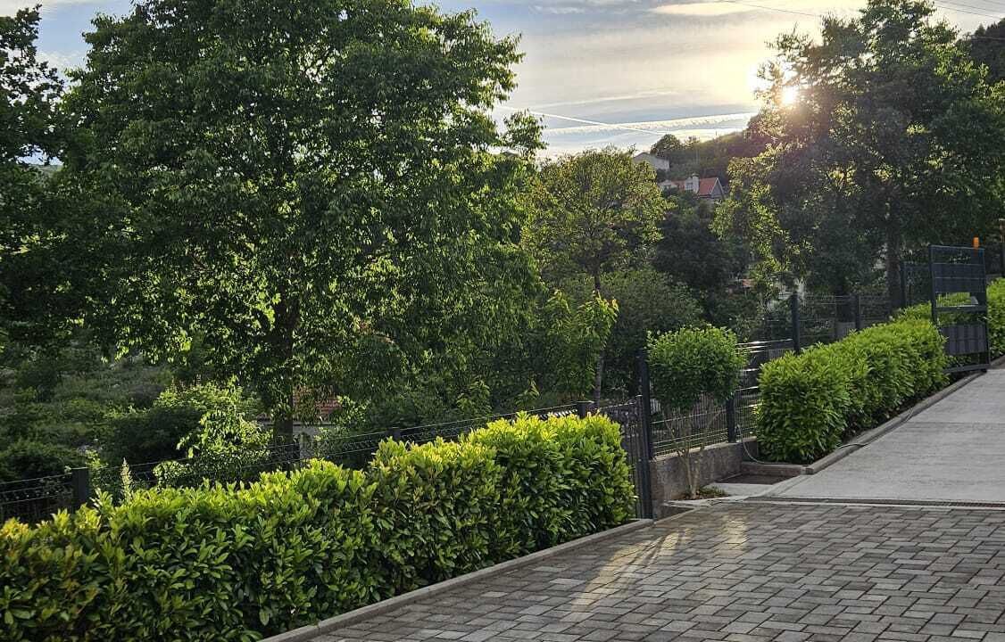 Photo of Outdoor in Srijane