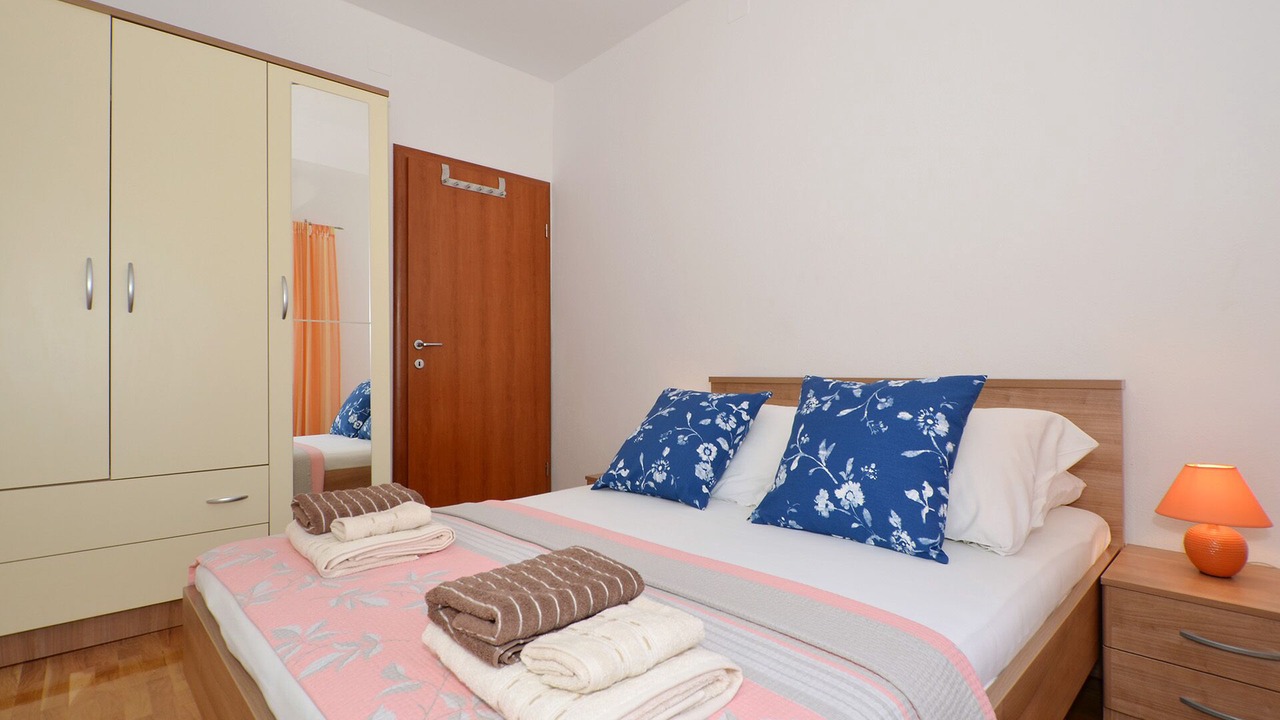 Photo of Bedroom in Okrug Gornji