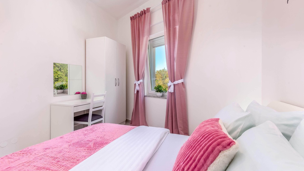 Photo of Bedroom in Dramalj