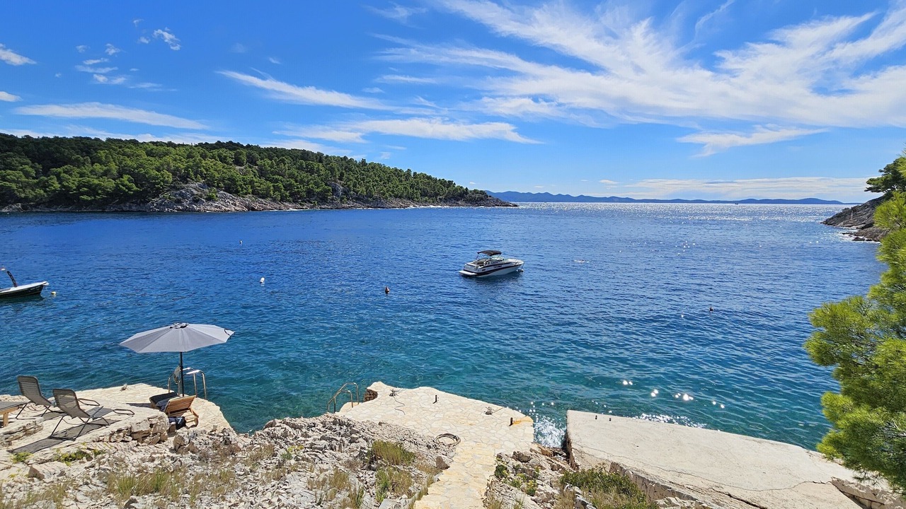 Photo of Others in Cove Osibova (Milna)
