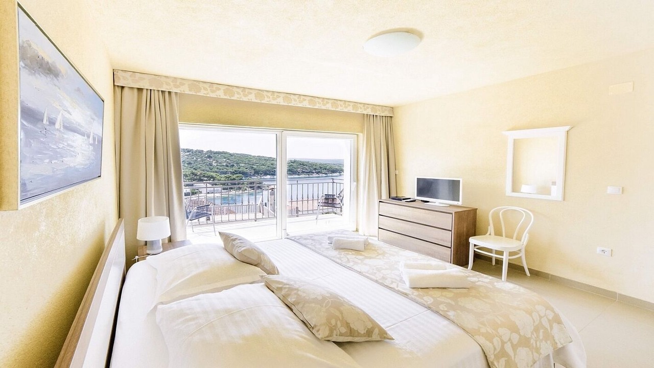 Photo of Bedroom in Povlja