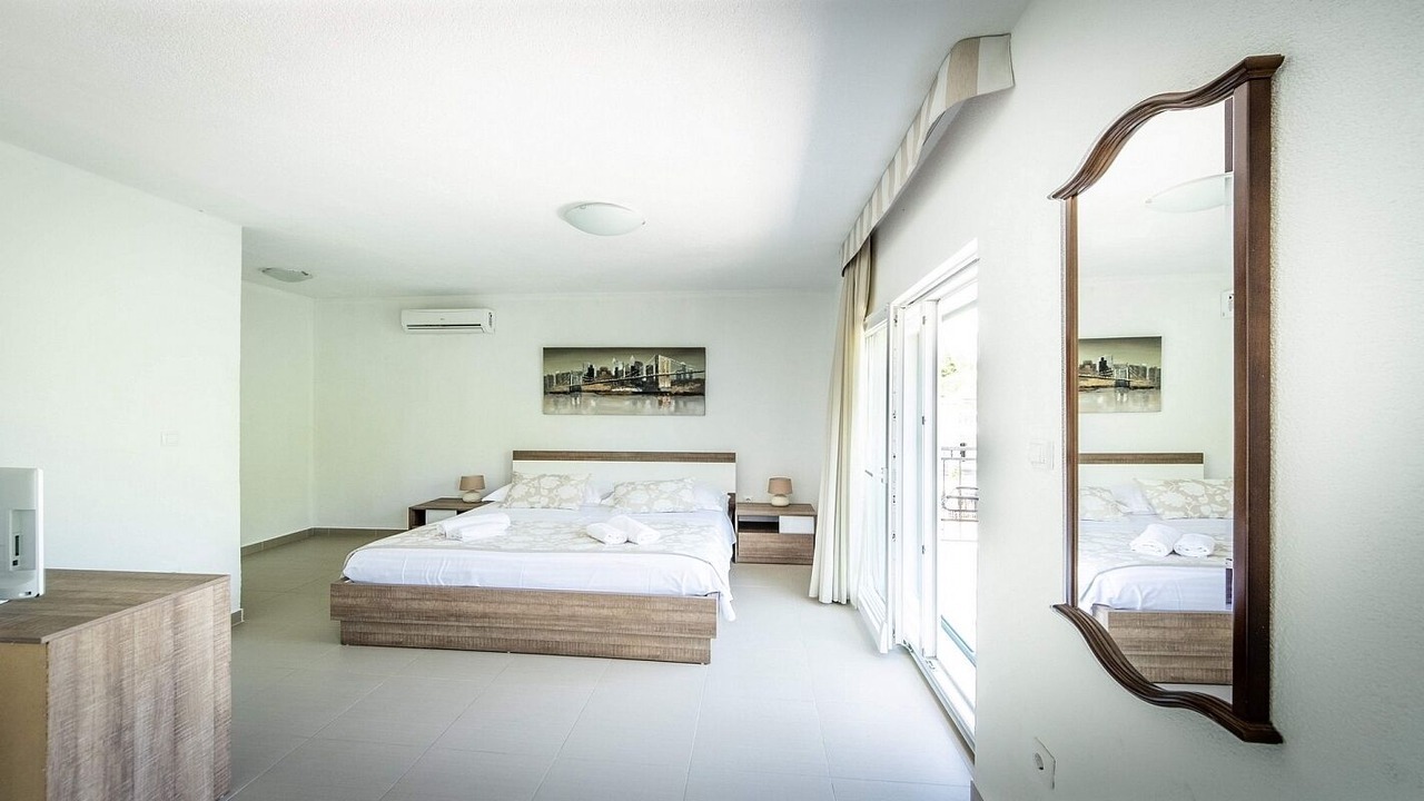 Photo of Bedroom in Povlja