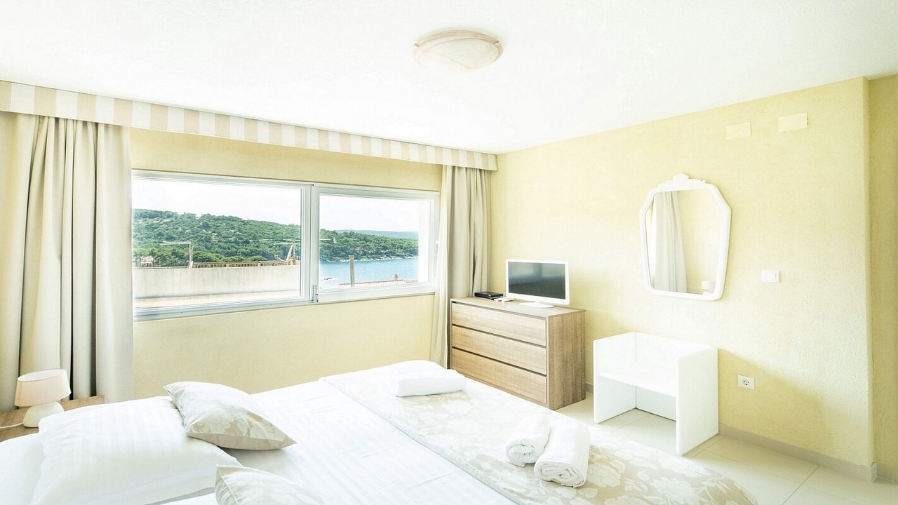 Photo of Bedroom in Povlja