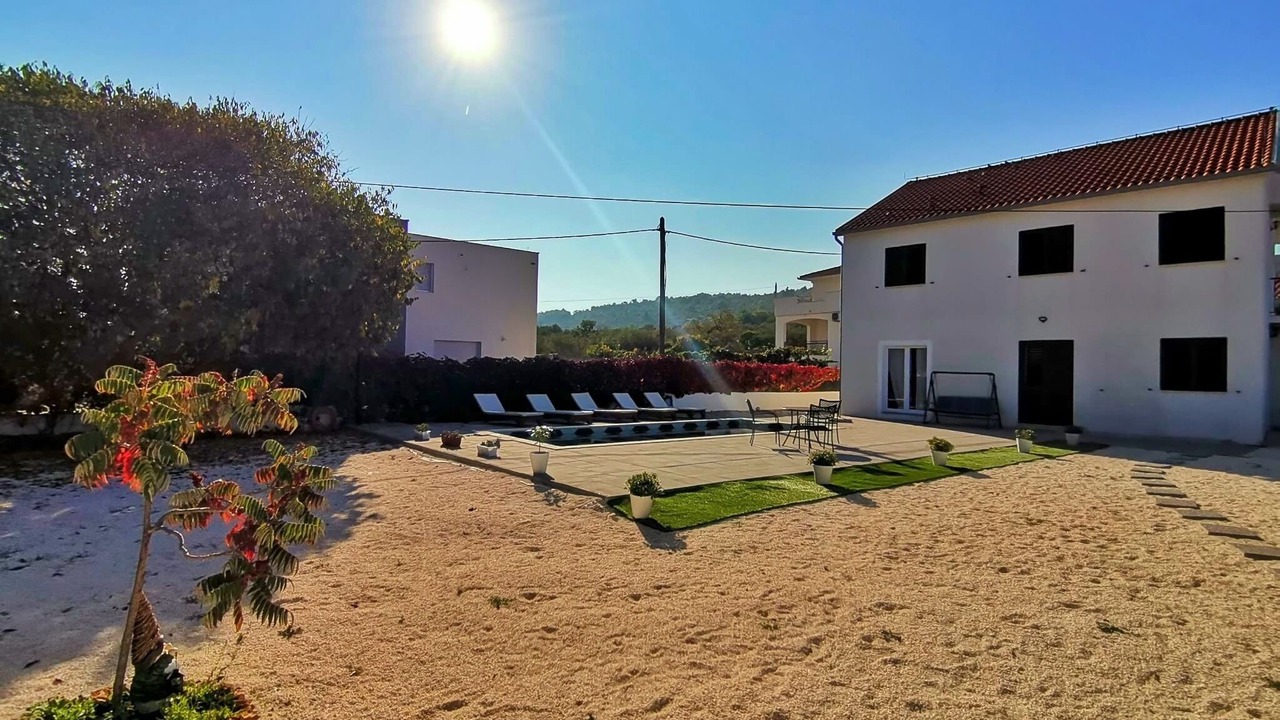 Photo of Patio Balcony in Slatine