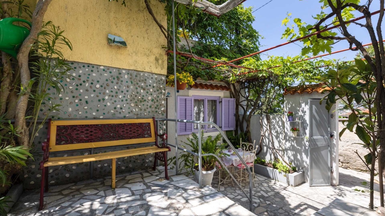 Photo of Outdoor in Cove Murtar