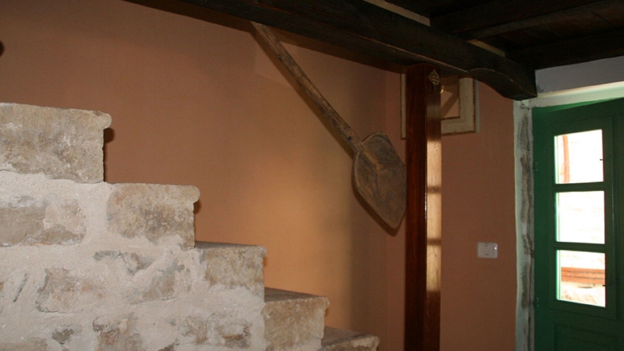 Photo of Others in Betina