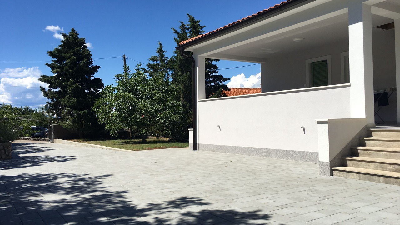 Photo of Outdoor in Silo