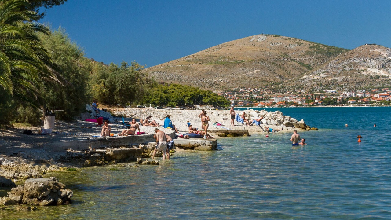 Photo of Others in Mastrinka