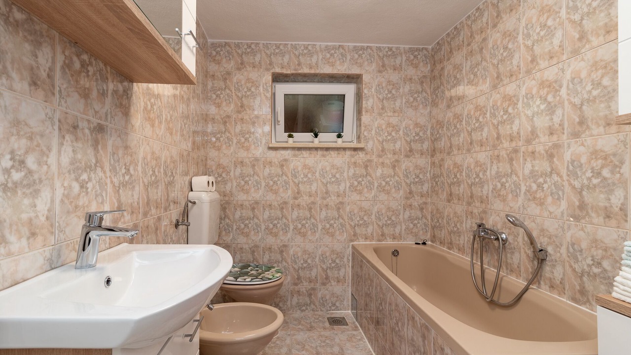 Photo of Bathroom in Mastrinka