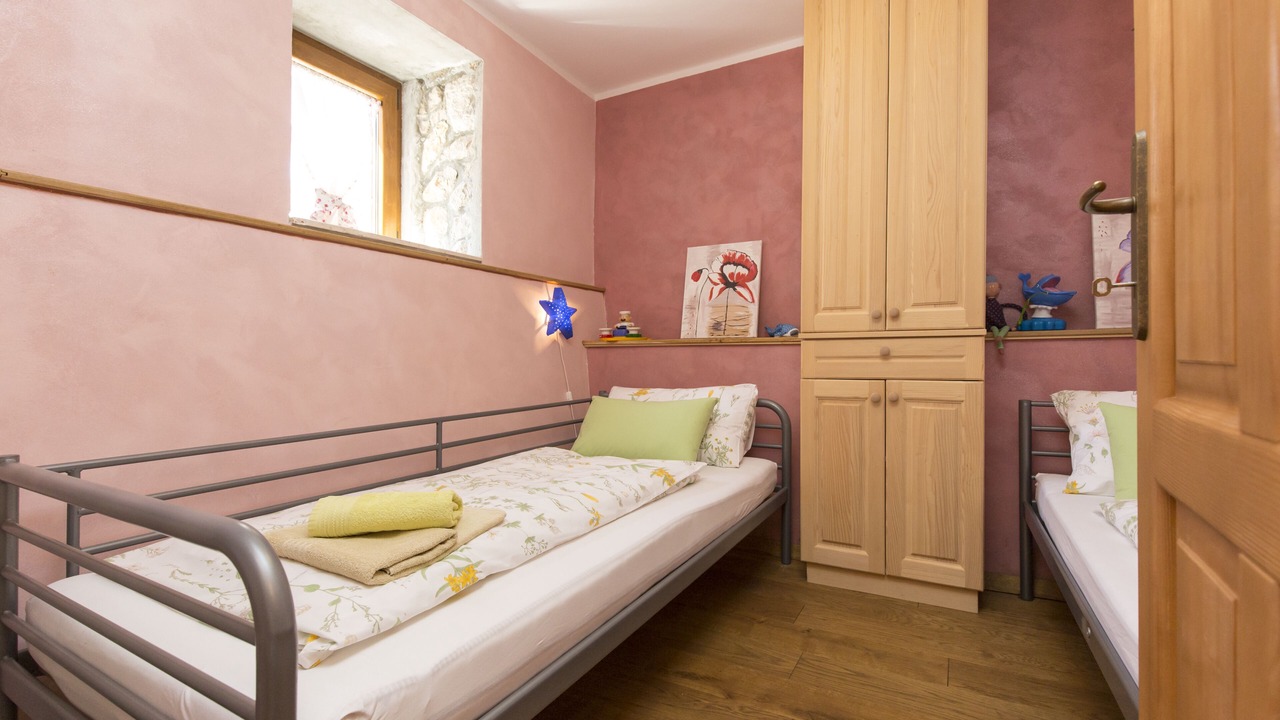 Photo of Bedroom in Brsec