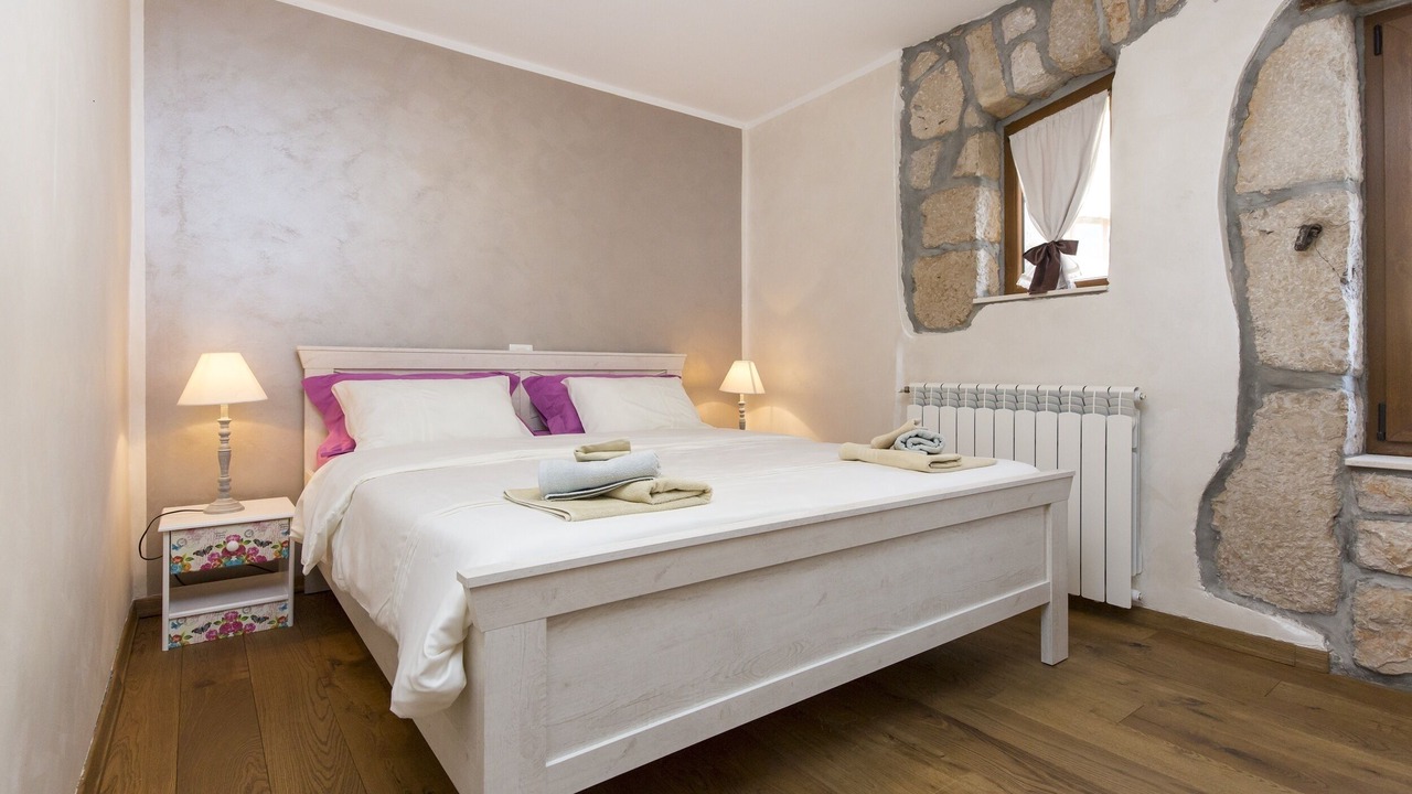 Photo of Bedroom in Brsec