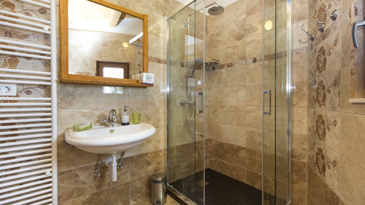 Photo of Bathroom in Brsec