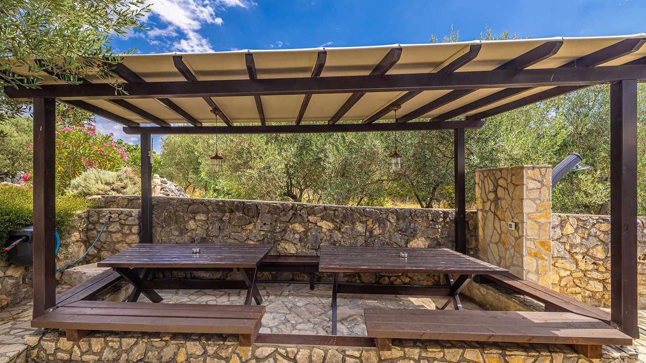 Photo of Outdoor in Linardici