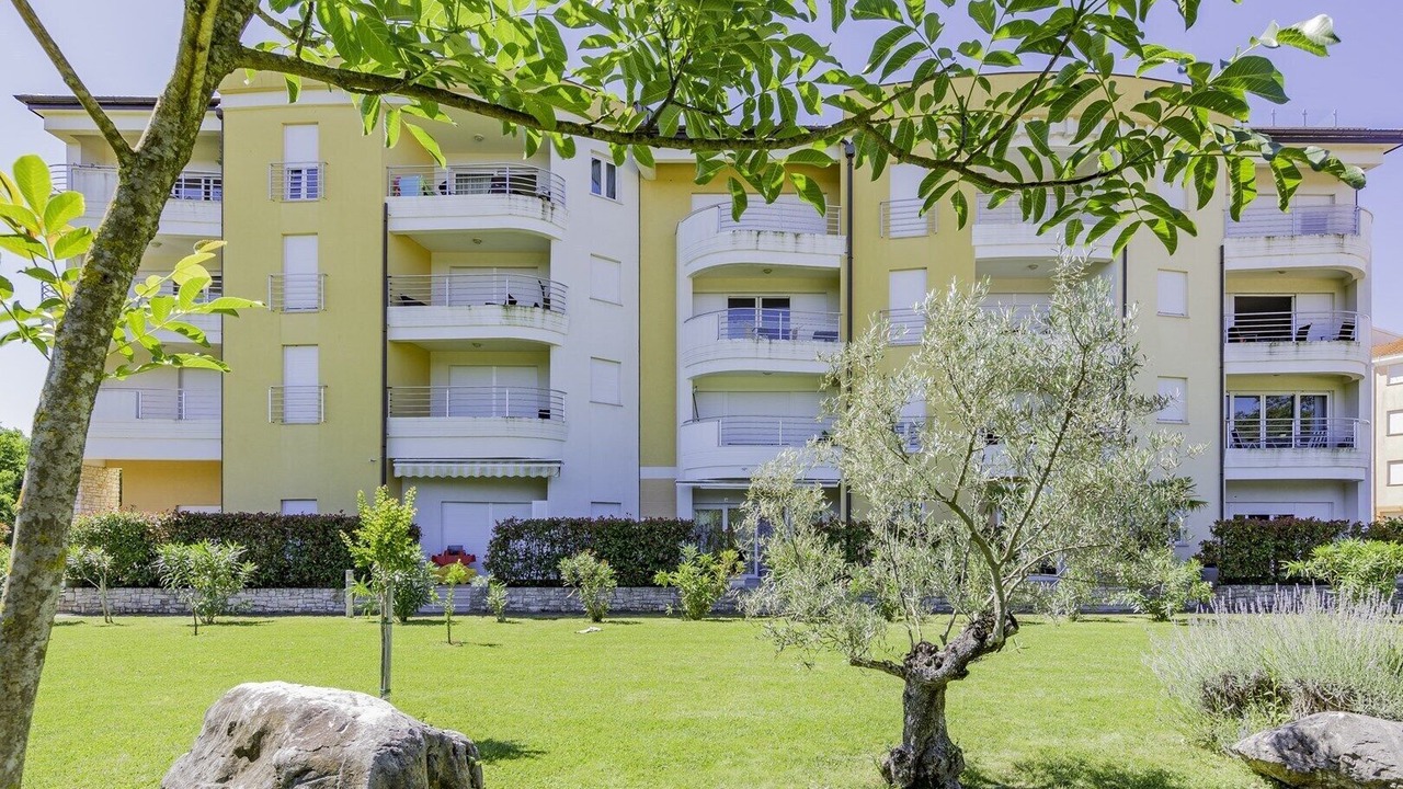Photo of Outdoor in Monterol