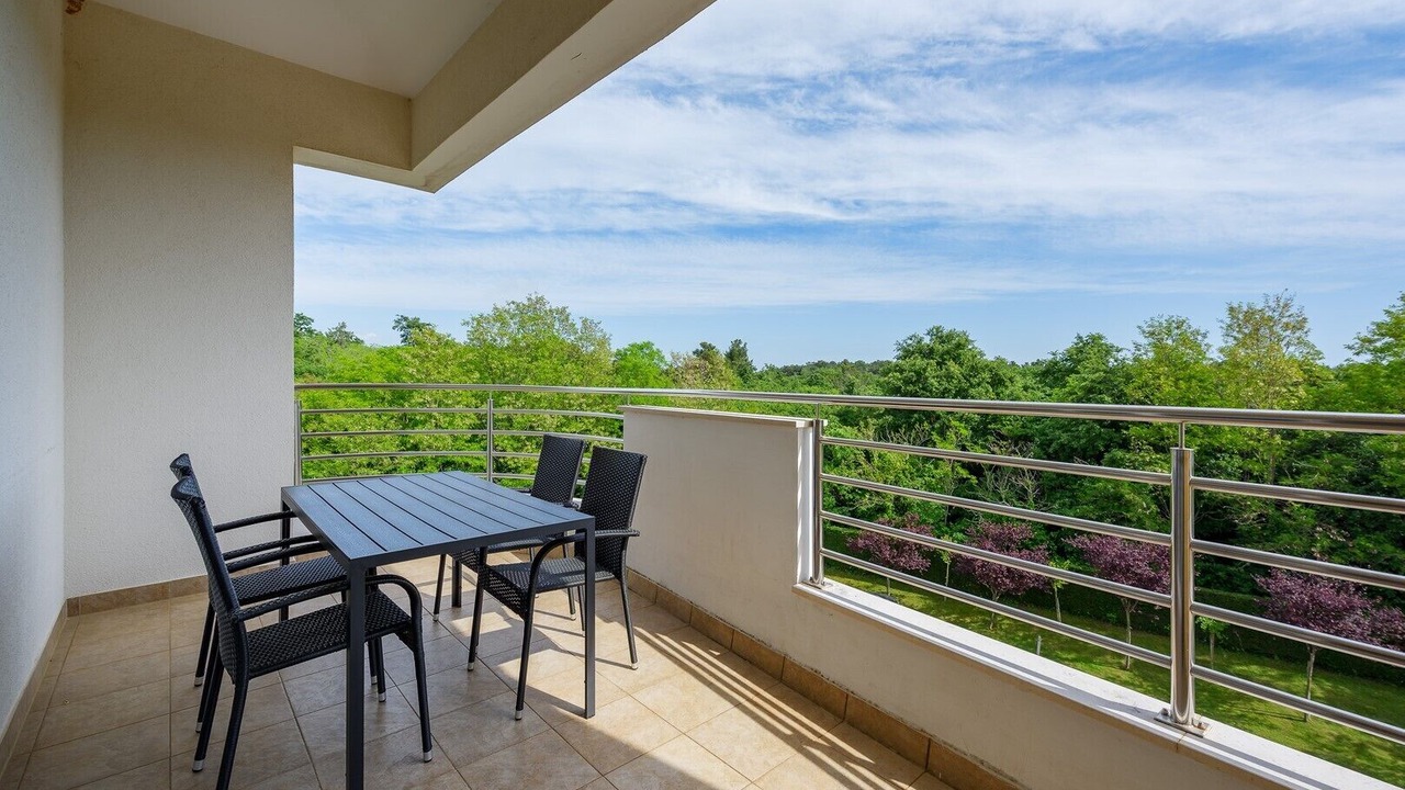 Photo of Outdoor in Monterol