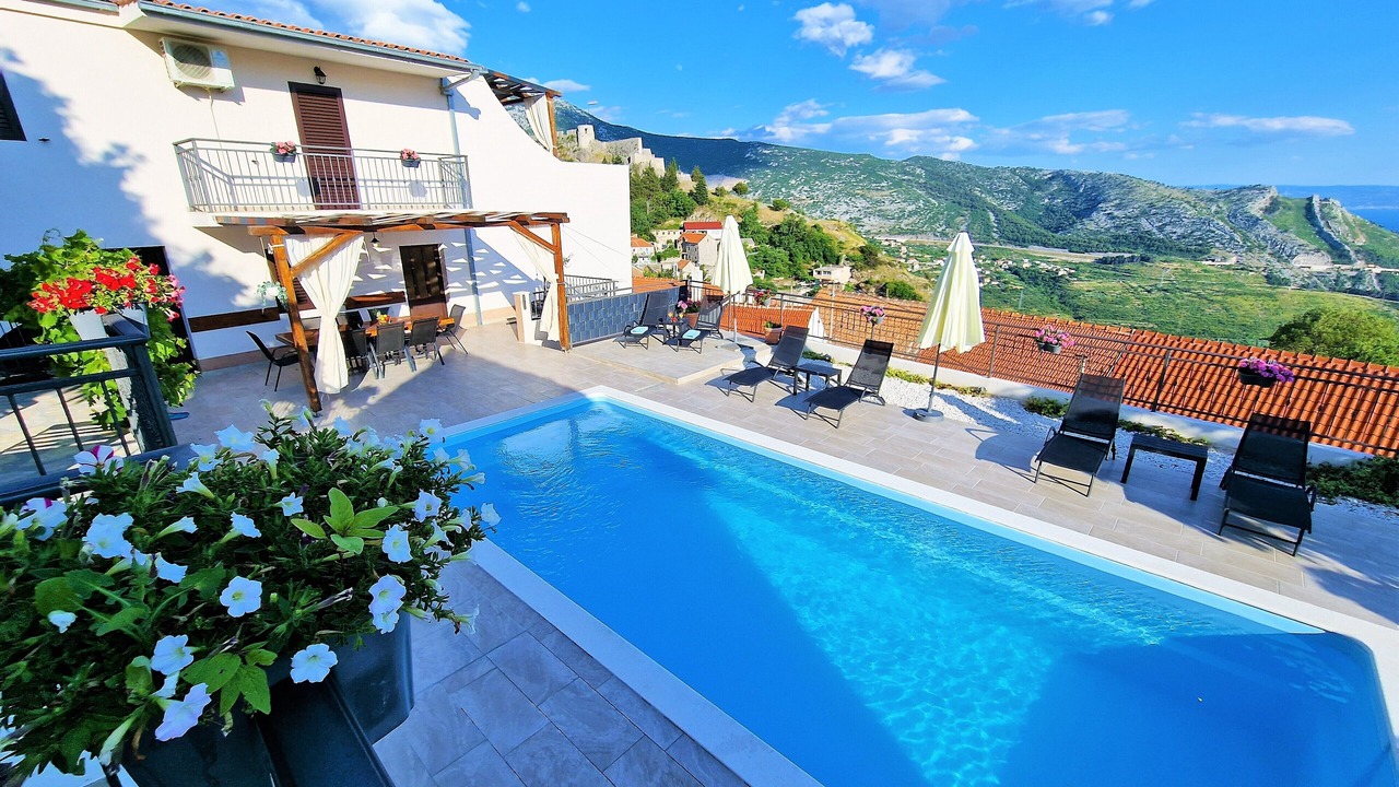 Photo of Outdoor in Klis