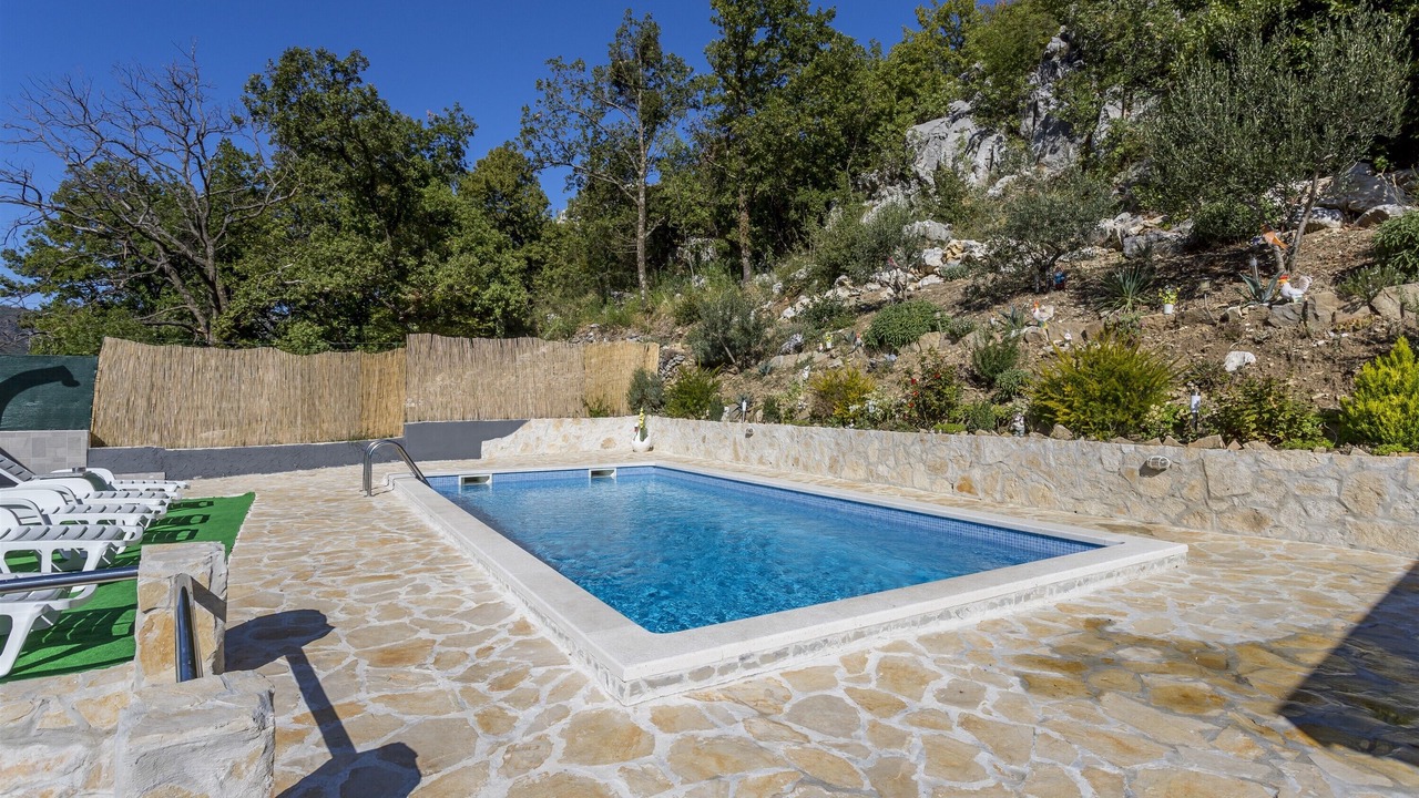 Photo of Outdoor in Svinisce