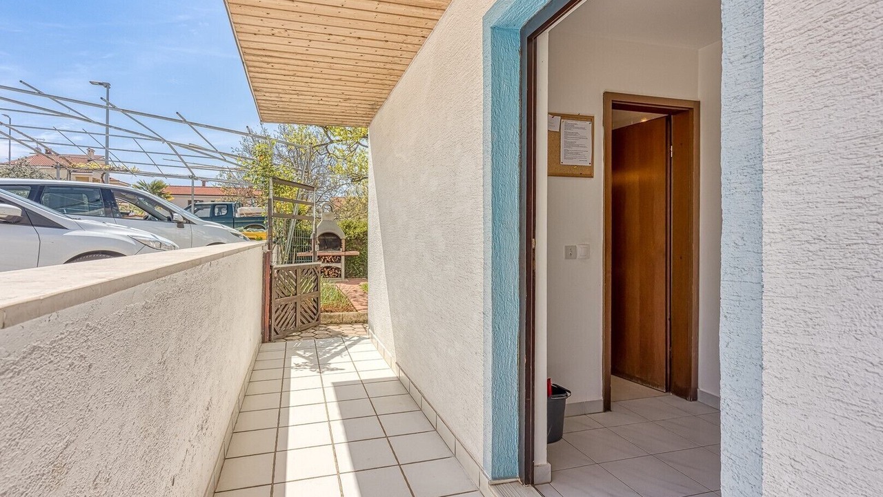 Photo of Outdoor in Spadici
