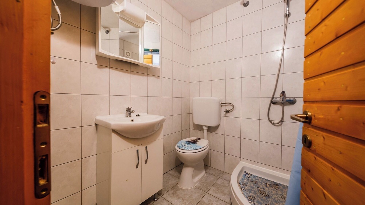 Photo of Bathroom in Marina