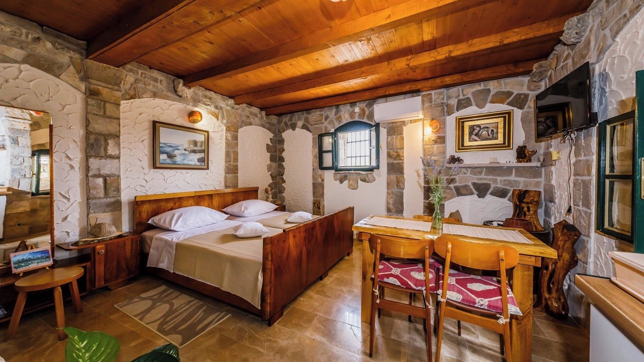 Photo of Bedroom in Marina
