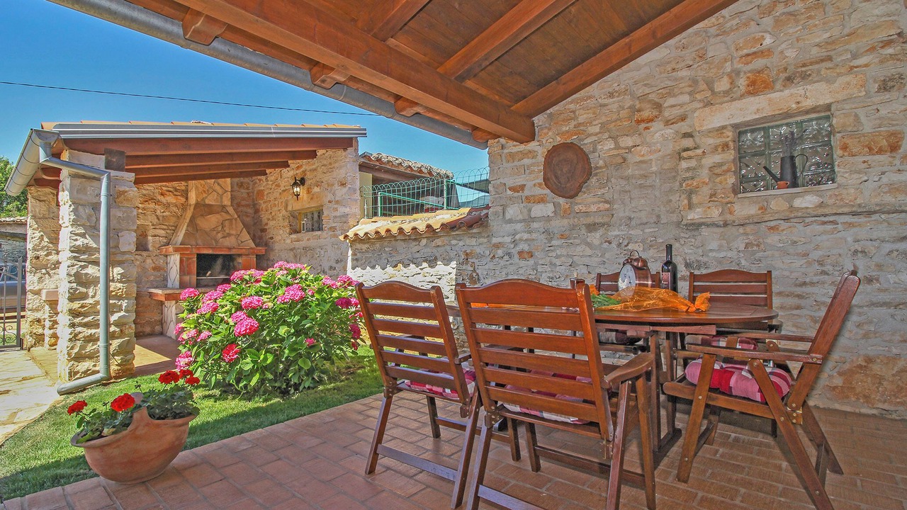 Photo of Outdoor in Cokuni