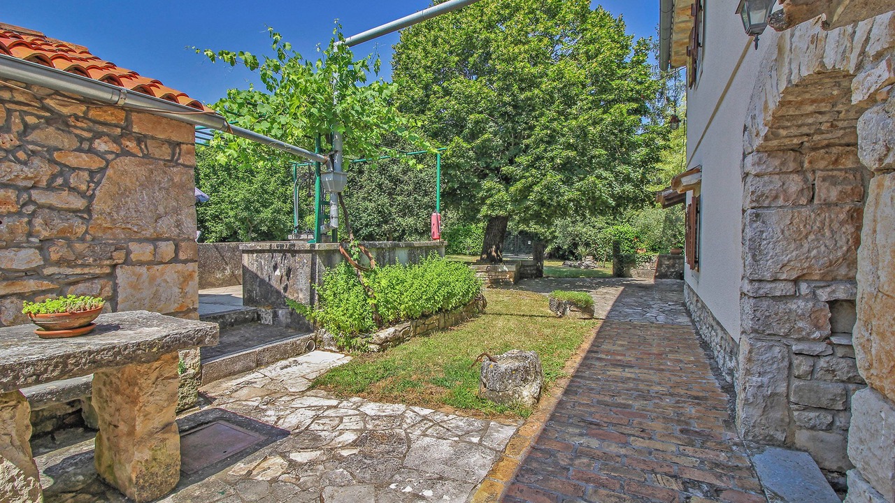 Photo of Patio Balcony in Sveta Nedelja