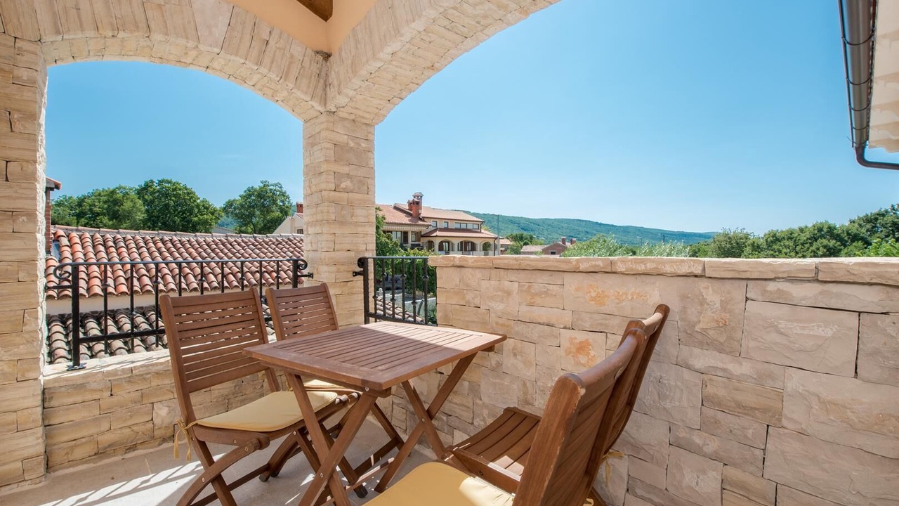 Photo of Outdoor in Brgod